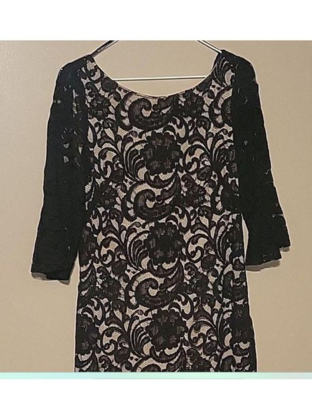 Vince Camuto Black Lace Overlay Dress Nude Lining 3/4 Sleeves Small